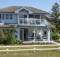 AMETHYST Gerringong 4pm Check Out Sundays - Suburb Australia