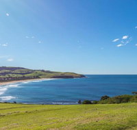 COASTLINE Boat Harbour Gerringong 4pm check out Sundays - Suburb Australia