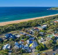 THE OASIS Werri Beach 4pm Check Out Sundays - Suburb Australia