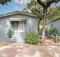 Adelaide Caravan Park - Suburb Australia