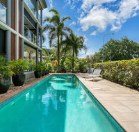 Beachfront Apartment with Ocean View - 4 - Suburb Australia