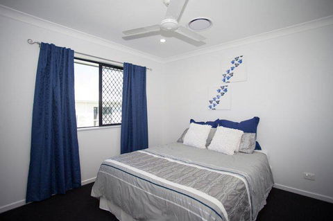 Visual Constructions - Suburb Australia 13