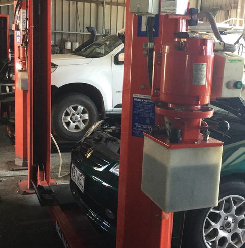 Minter Motors - Suburb Australia 4