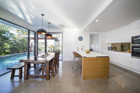 Taylor’d Distinction - Suburb Australia 3