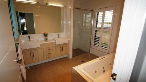 Laser Plumbing Mackay - Suburb Australia 4