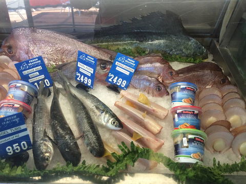 Laurieton Seafoods - Suburb Australia 3
