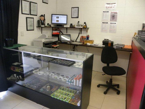 Tatt2 On Churchill - Suburb Australia 1