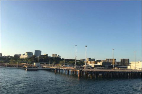 Helloworld Travel - Suburb Australia 3