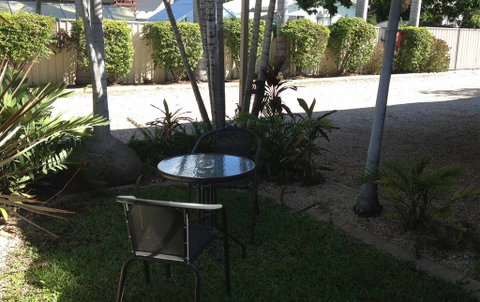Emerald Motor Inn - Suburb Australia 1