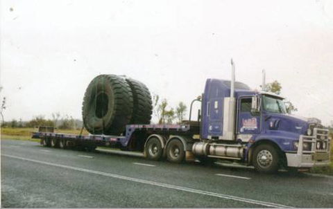 AAA Tilt Tray Towing - Suburb Australia 2
