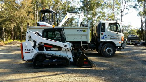 Excavating Earthmovers Eungai Creek ACT Suburb Australia