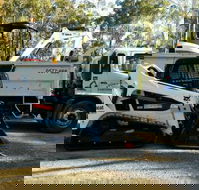 Fosters Earthworks  Contracting - Suburb Australia