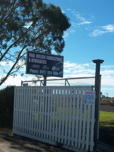 Paul Nielsen Hydraulic Hoses & Repairs - Suburb Australia 2