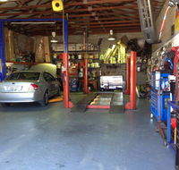 Bobs 4WD  Tyre Centre - Suburb Australia