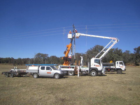 Country Powerline Constructions - Suburb Australia 1