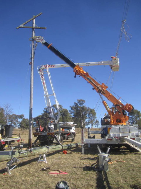 Country Powerline Constructions - Suburb Australia 7