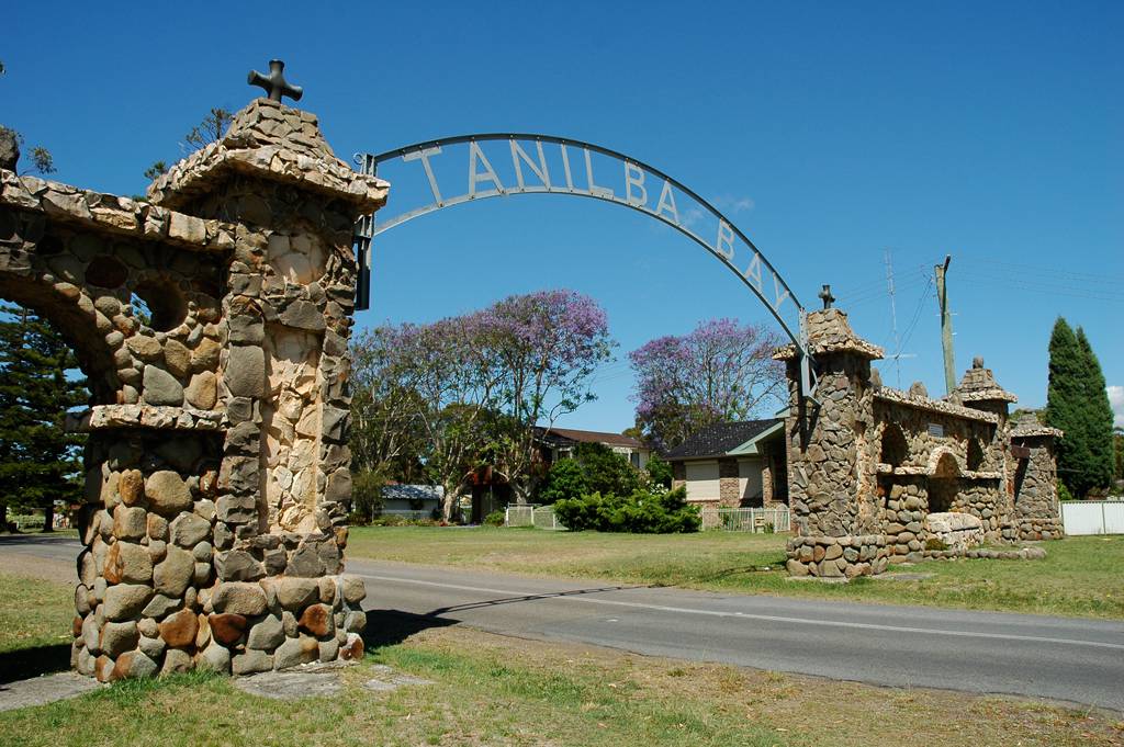 Real Estate Agents Tanilba Bay NSW Suburb Australia