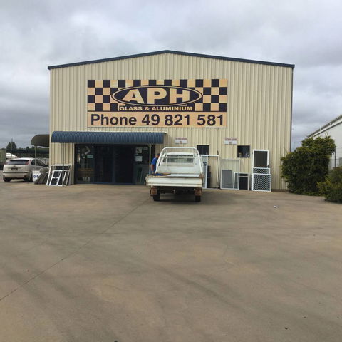 APH Glass & Aluminium - Suburb Australia 0
