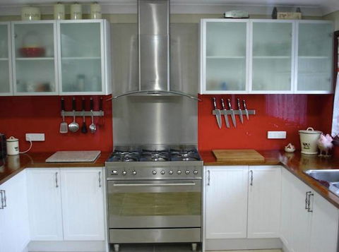 Cessnock Glass Pty Ltd - Suburb Australia 5