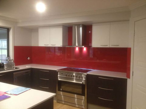 Cessnock Glass Pty Ltd - Suburb Australia 6