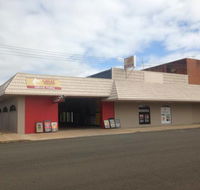 East End Hotel - Suburb Australia