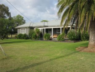 Jim Lyons Agency - Suburb Australia 2