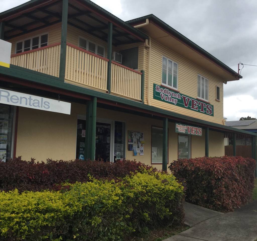 Vets Redlynch QLD Suburb Australia