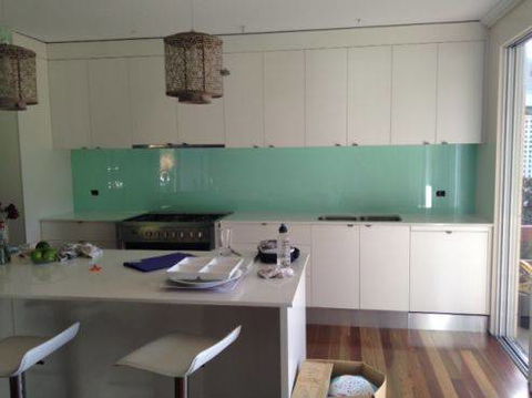 NQ Discount Glass - Suburb Australia 2