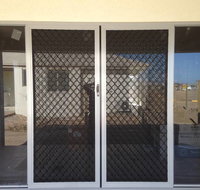 NQ. Glass  Aluminium Fitouts - Suburb Australia