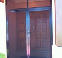 NQ Glazing - Suburb Australia
