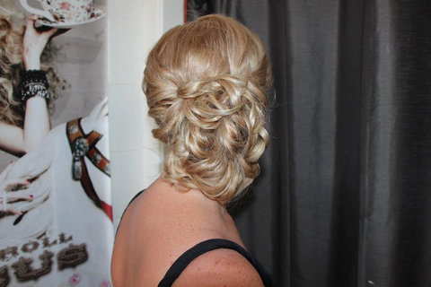 Red Poppy Hair Designs - Suburb Australia 1