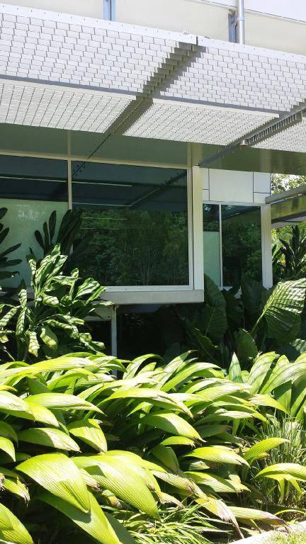 Cairns Glass & Glazing - Suburb Australia 6