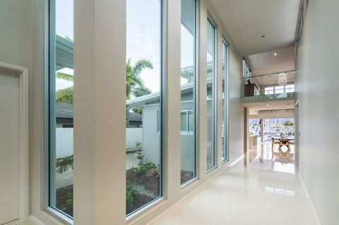 Cairns Glass & Glazing - Suburb Australia 16