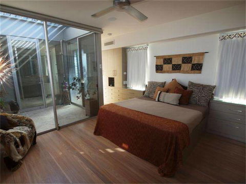 Cotton’s Glass & Aluminium Pty Ltd - Suburb Australia 5