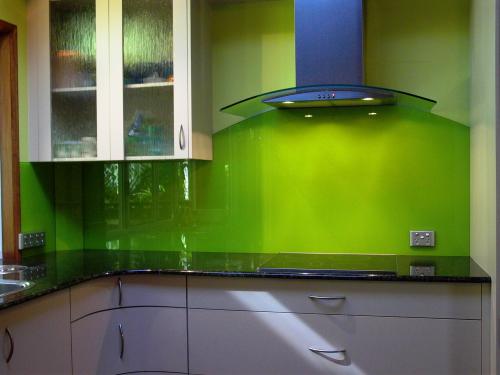 Tv Repairs Westcourt QLD Suburb Australia
