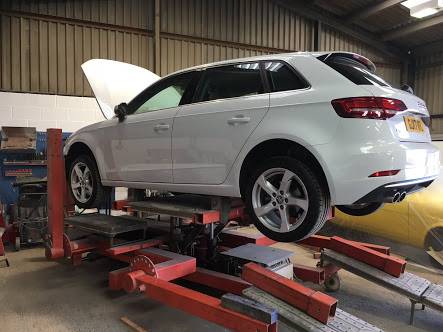 Andrew Paterson Crash Repairs Pty Ltd - Suburb Australia 2