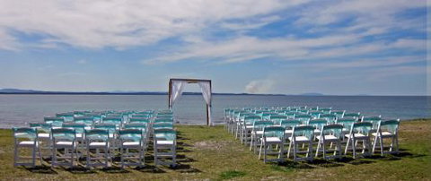 Carolyn Pearson Marriage Celebrant - Suburb Australia 1