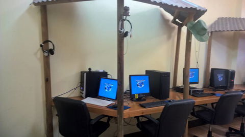 Lismore Computer Solutions - Suburb Australia 0