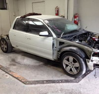 West Burleigh Smash Repairs - Suburb Australia