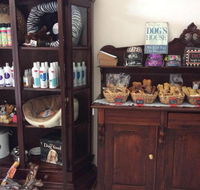 Coniston Dog Salon - Suburb Australia