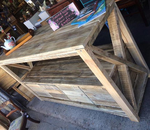 Pallet Space Old 2 New - Suburb Australia 1