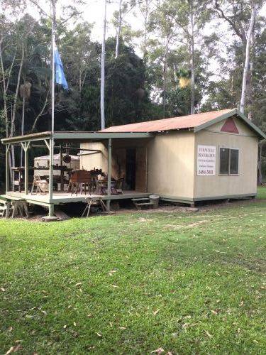 Graham Thomas French Polisher - Suburb Australia 1