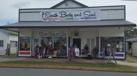 Earth Body And Soul - Suburb Australia 0