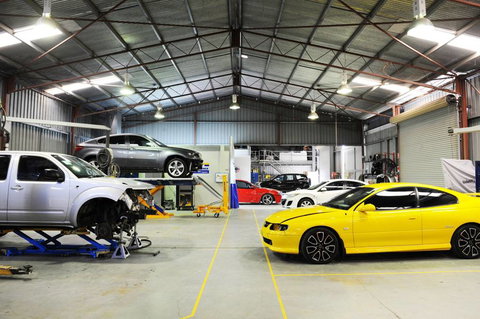 Leven Smash Repairs - Suburb Australia 2