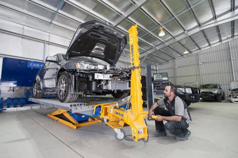 Leven Smash Repairs - Suburb Australia 4