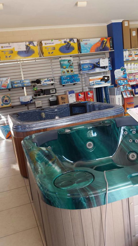 Hervey Bay Pool & Spa - Suburb Australia 3