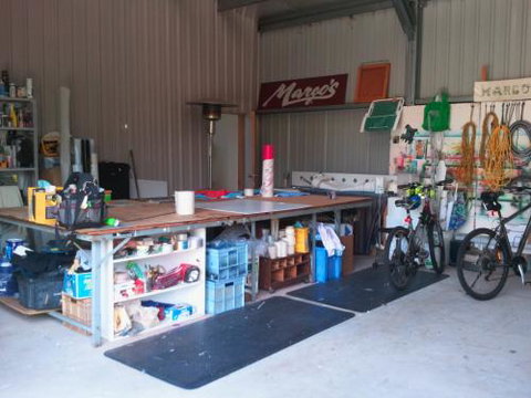 Paradise Signs - Suburb Australia 2