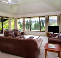 Stay in Mudgee - Suburb Australia