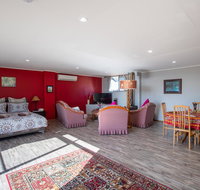 A Lismar Lodge Cottage - Suburb Australia